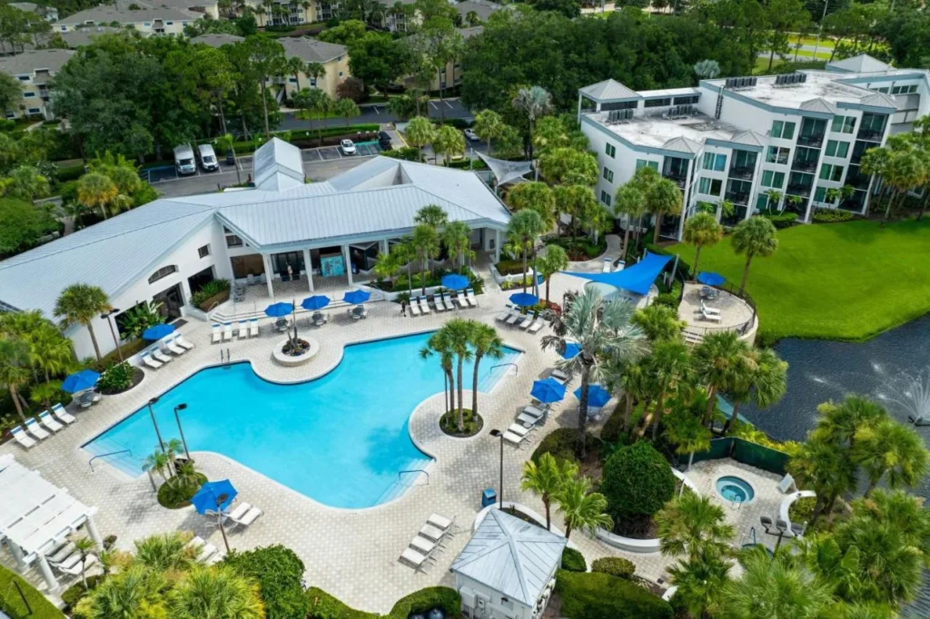 Aerial view of the pool, clubhouse and villa building at Marriott's Royal Palms