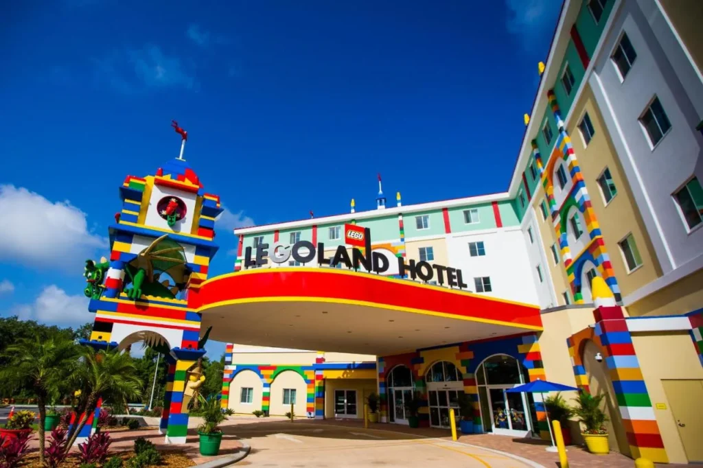 Colorful brick-style entrance and porte-cochere of the LEGOLAND Hotel at LEGOLAND Florida Resort