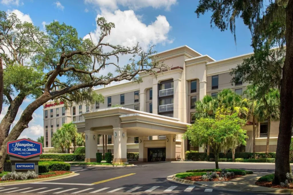 Hampton Inn & Suites Lake Mary at Colonial TownParkOferta especialHaz clic aquí para obtener más información