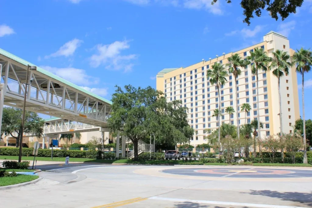 Rosen Plaza Hotel tower and the covered skybridge to the Orange County Convention Center