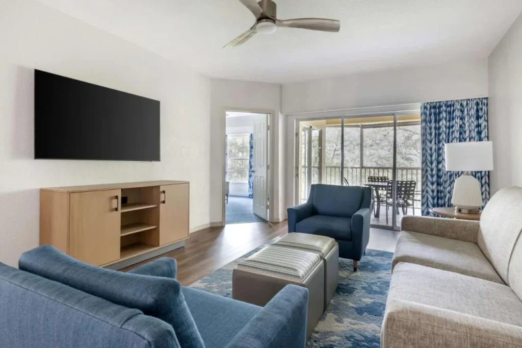 Suite actualizada con sof&aacute;, sillones, TV de pared y balc&oacute;n en Mystic Dunes